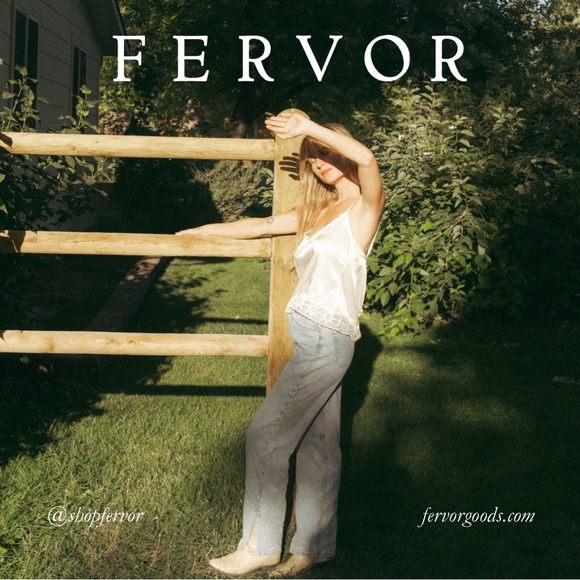 VINTAGE EMU Halter Dress - Picture 2 of 5